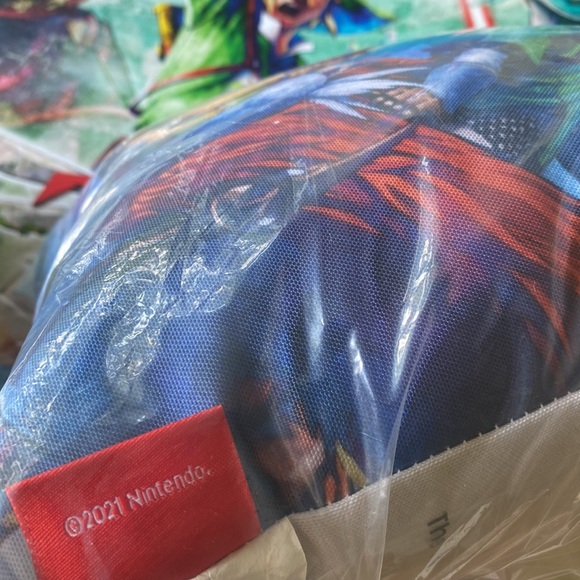 Nintendo The Legend of Zelda Skyward Sword Poster and Decorative Pillow Bundle - Picture 7 of 16